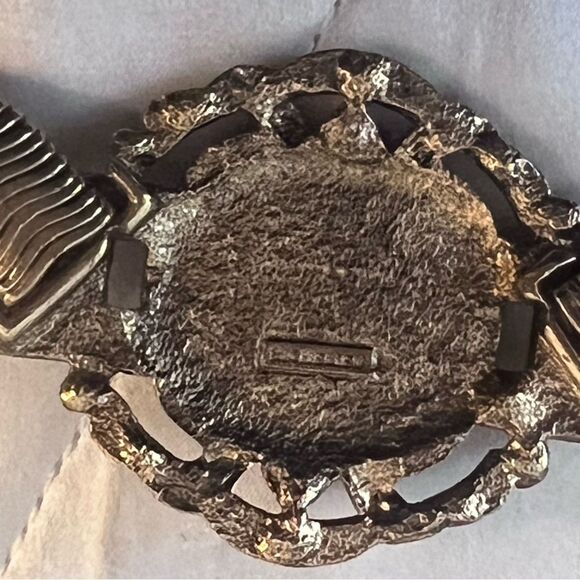 Vintage Richelieu Gold and Pearl Necklace - Picture 8 of 9